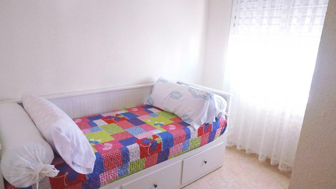 Апартаменты Apartamento Con Piscina Y Parking Гандия Экстерьер фото